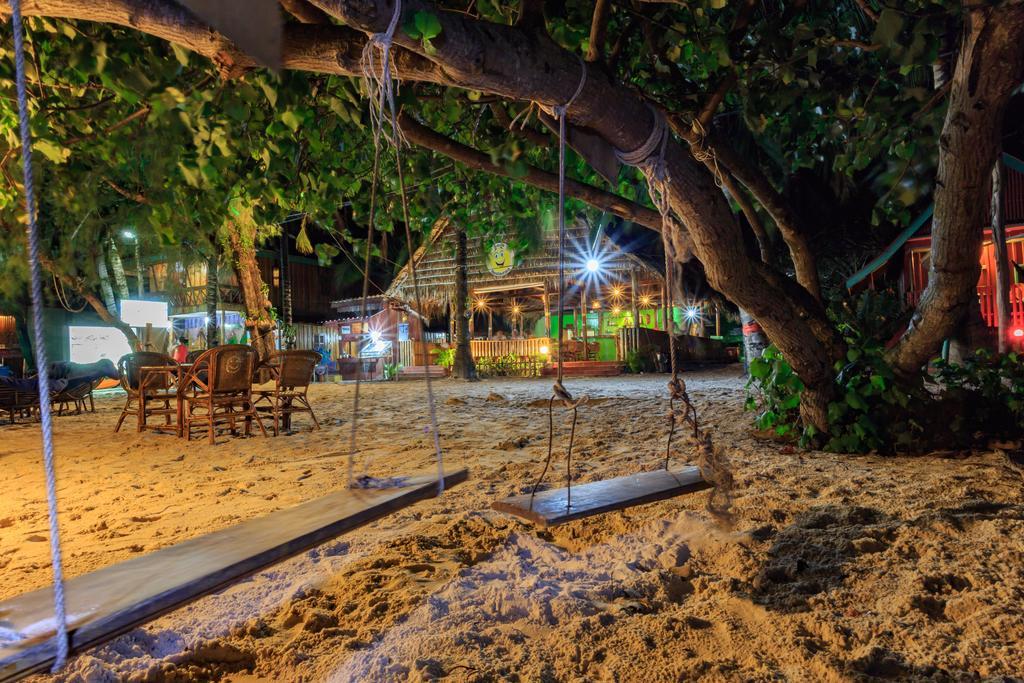 Smile Resort Kaoh Touch Luaran gambar