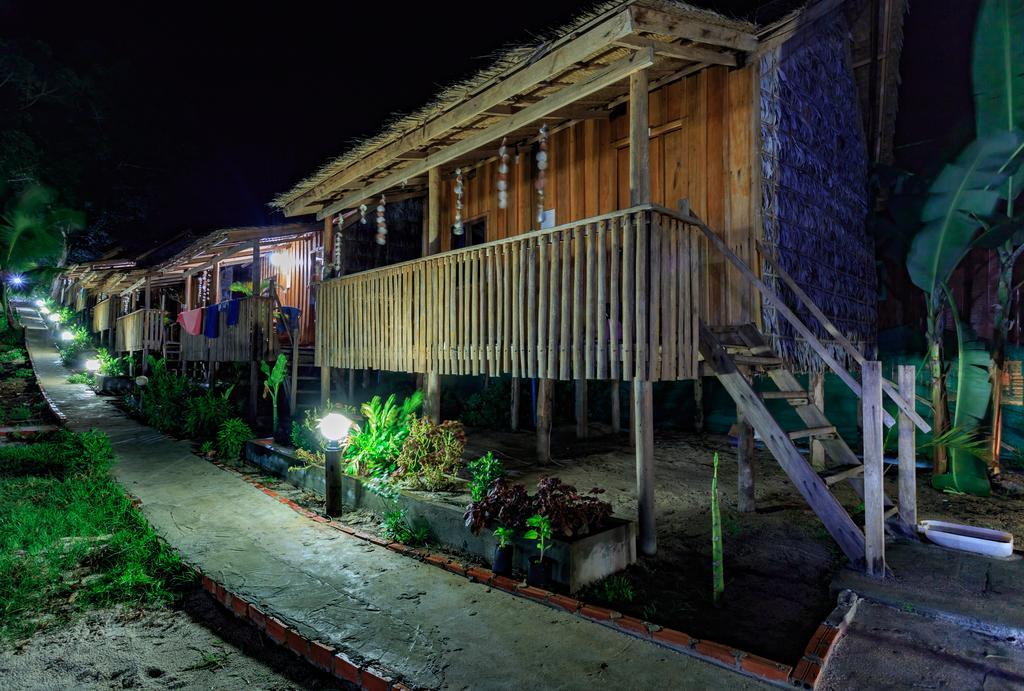 Smile Resort Kaoh Touch Luaran gambar