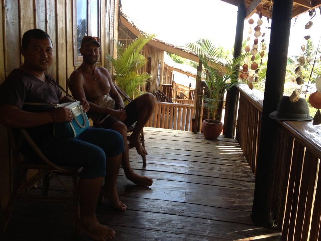 Smile Resort Kaoh Touch Luaran gambar